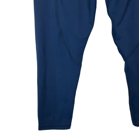 ZYIA ACTIVE Navy Blue Cropped Skinny Leggings Yoga Pants Pockets Workout 8 / 10 - Picture 3 of 16
